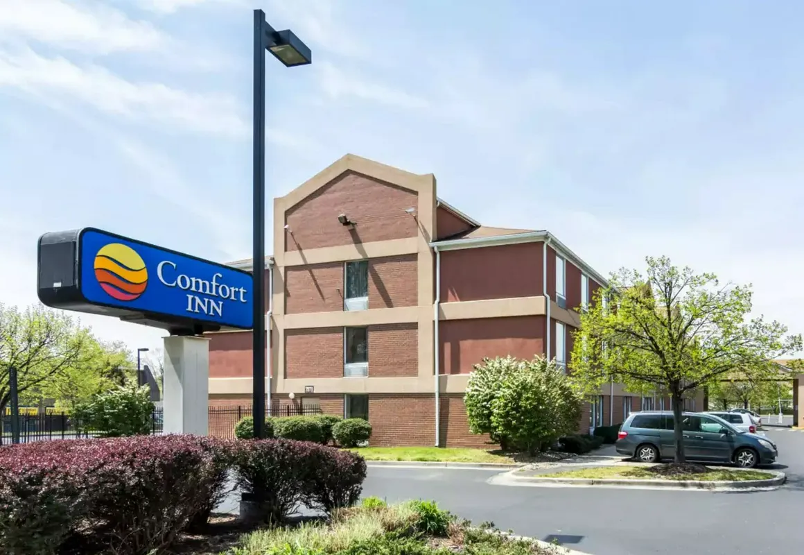 Comfort Inn at Joint Base Andrews hotel hero