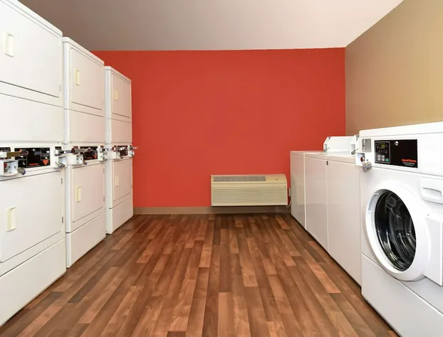 Extended Stay America Suites Philadelphia Airport Bartram Av hotel detail image 2