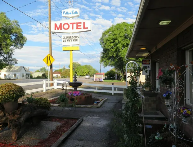 Pillow Talk Motel hotel detail image 3