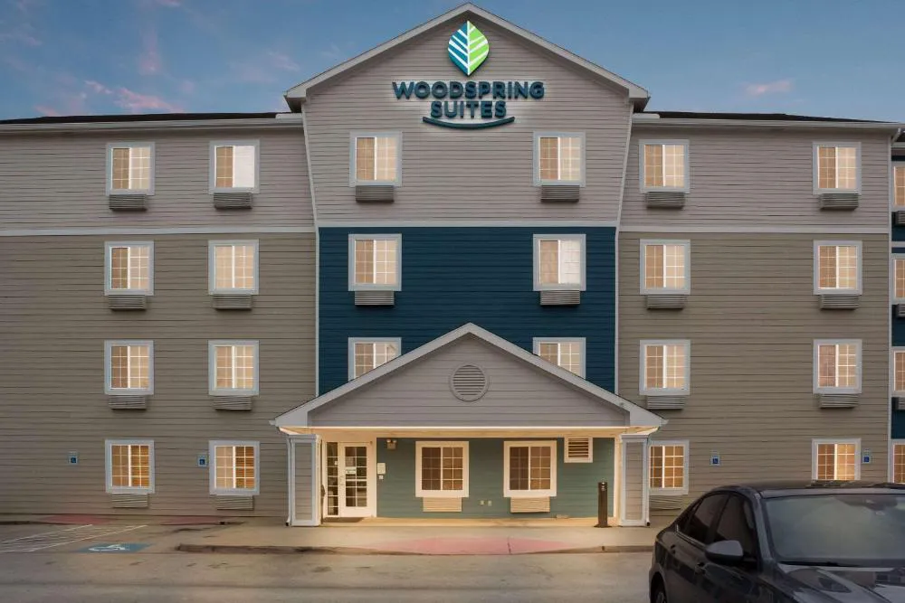 WoodSpring Suites Conroe hotel hero
