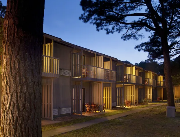 Refuge Inn hotel detail image 1