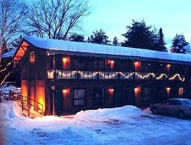 Timber Inn Motel hotel detail image 1