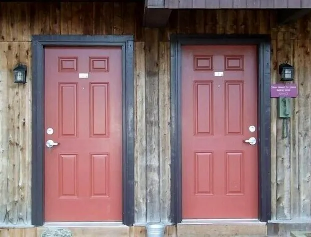 Timber Inn Motel hotel detail image 3