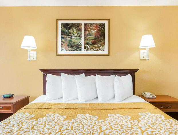 Howard Johnson by Wyndham Orlando-International Drive hotel detail image 4