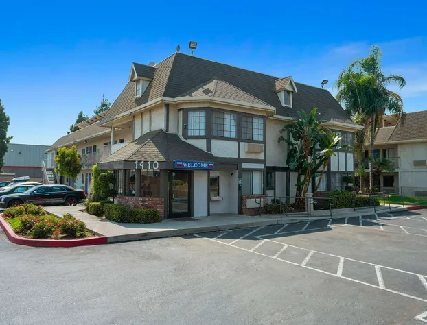 Motel 6 Merced, CA - North hotel detail image 1