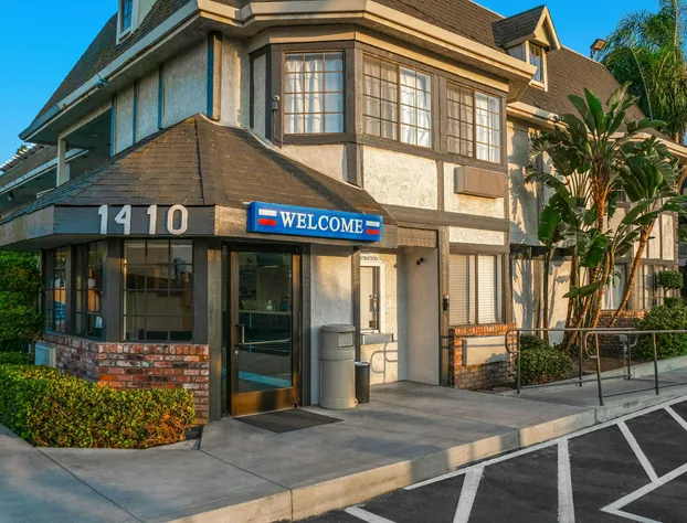 Motel 6 Merced, CA - North hotel detail image 1