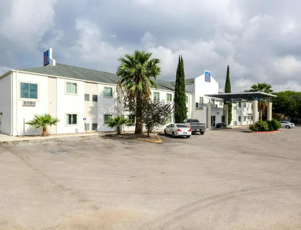 Motel 6 New Braunfels, TX hotel detail image 2