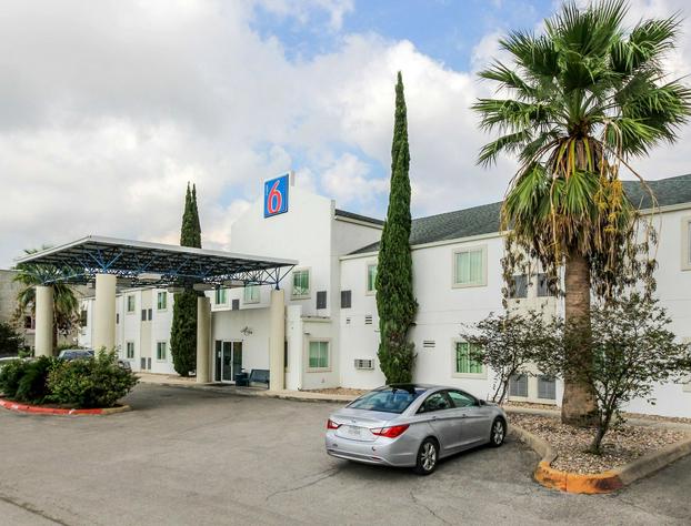 Motel 6 New Braunfels, TX hotel detail image 3