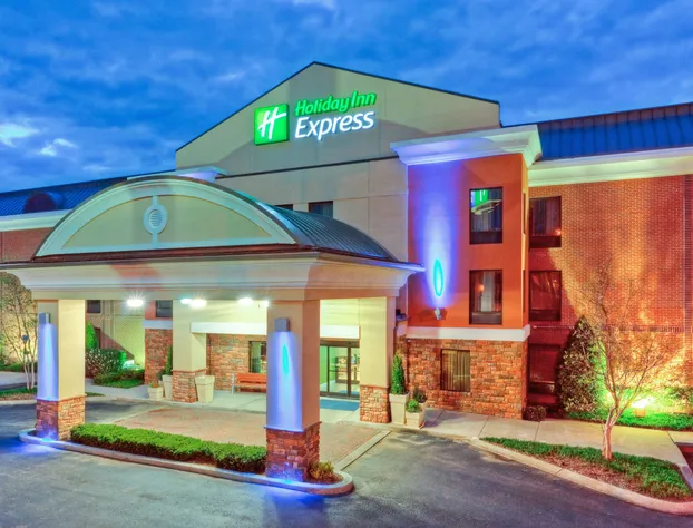 Holiday Inn Express & Suites Nashville - Brentwood I-65 by IHG hotel detail image 1