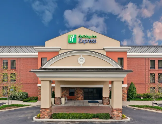 Holiday Inn Express & Suites Nashville - Brentwood I-65 by IHG hotel detail image 1