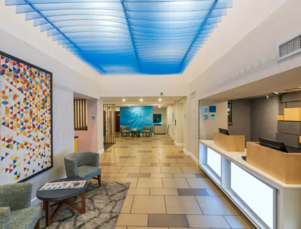 Holiday Inn Express & Suites Nashville - Brentwood I-65 by IHG hotel detail image 2