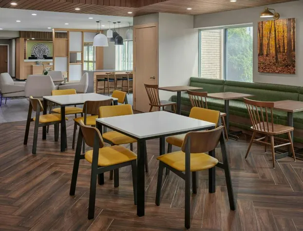 Fairfield Inn & Suites by Marriott Detroit Farmington Hills hotel detail image 3