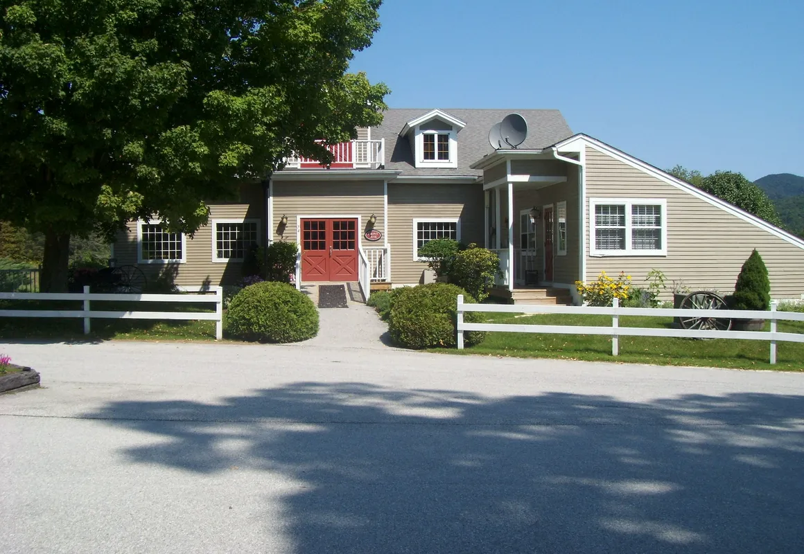 The INN at Willow Pond hotel hero