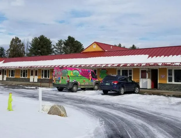 Middlebury Sweets Motel hotel detail image 1