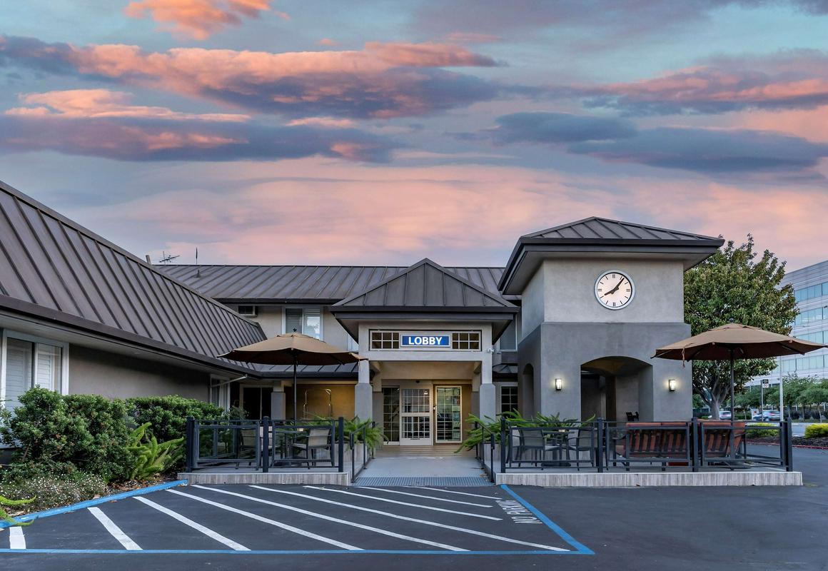 Best Western Silicon Valley Inn hotel hero