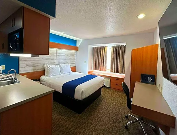 Microtel Inn & Suites by Wyndham Tomah hotel detail image 2