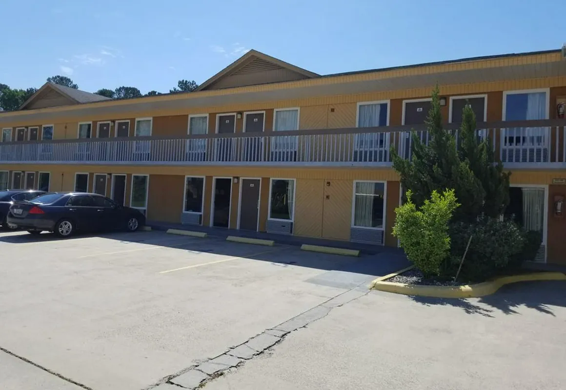 America's Best Inn hotel hero