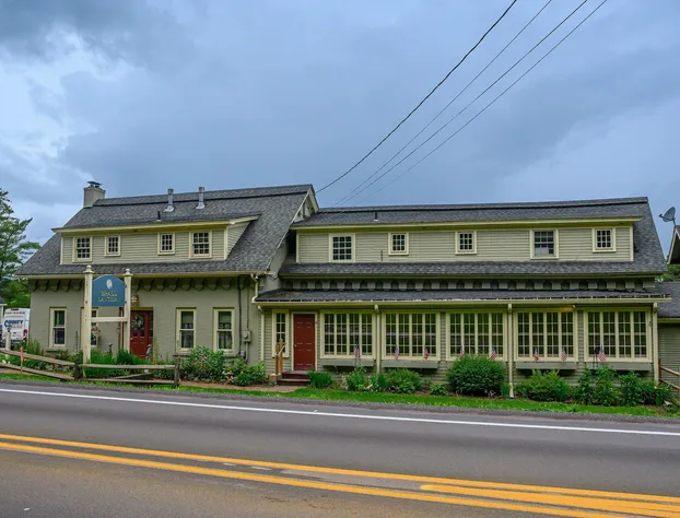 Brass Lantern Inn hotel detail image 4