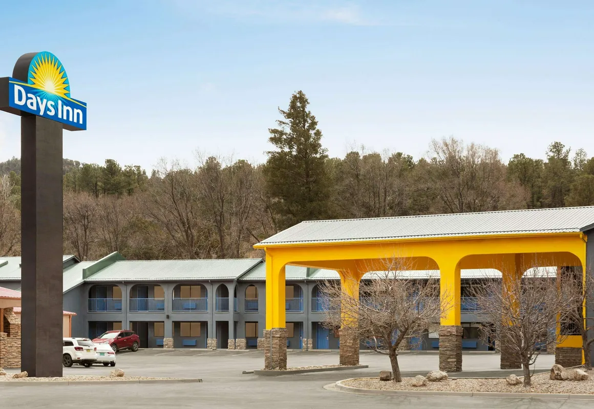 Days Inn by Wyndham Ruidoso Downs hotel hero