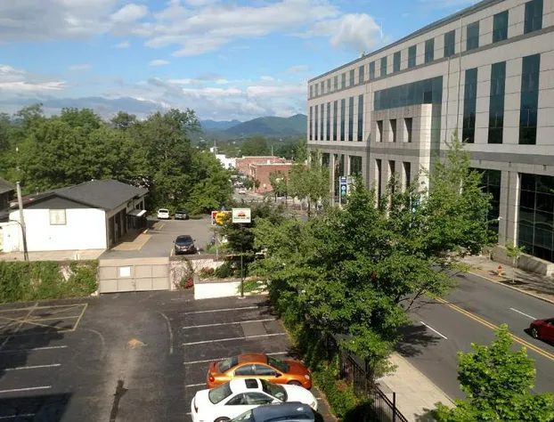 Downtown Inn and Suites hotel detail image 4