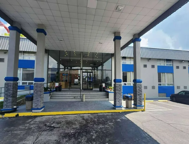 Days Inn by Wyndham Fort Wright Cincinnati Area hotel detail image 4