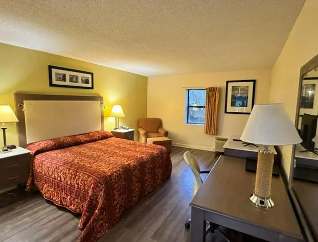 Country Host Inn hotel detail image 2