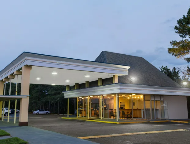 Garden Inn hotel detail image 1