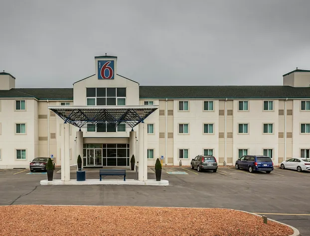 Motel 6 Saskatoon, SK hotel detail image 2