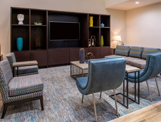 Holiday Inn & Suites Dallas-Addison by IHG hotel detail image 3