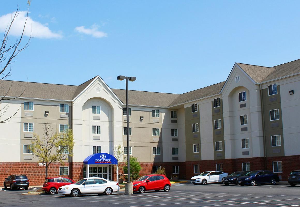 Candlewood Suites Herndon by IHG hotel hero