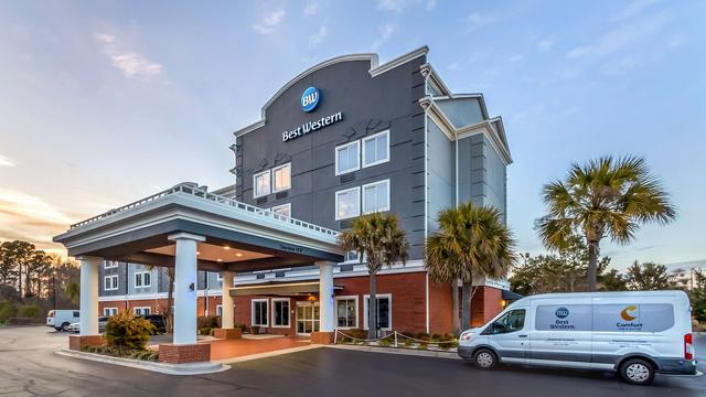 Best Western Airport Inn & Suites hotel detail image 1