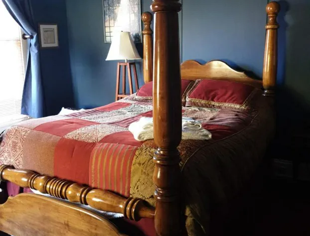 Ubon Thai Victorian Inn & Restaurant hotel detail image 3