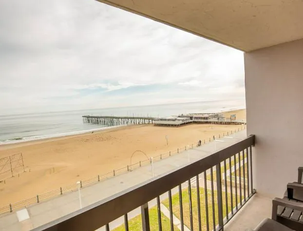 Breakers Resort Inn hotel detail image 4