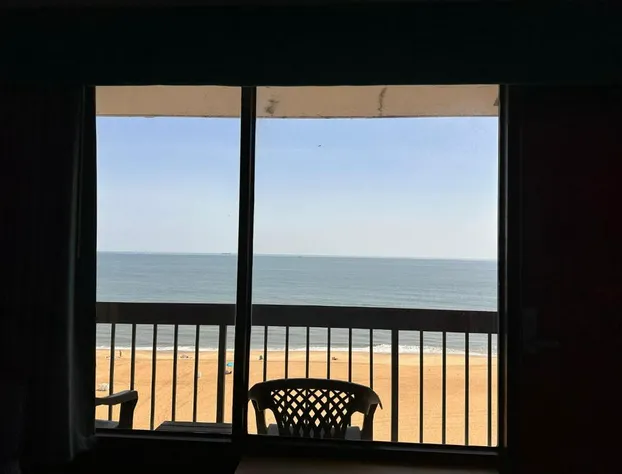 Breakers Resort Inn hotel detail image 3
