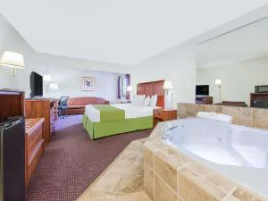 Baymont by Wyndham Enid hotel detail image 3