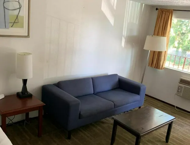 Smokey Point Motor Inn hotel detail image 4