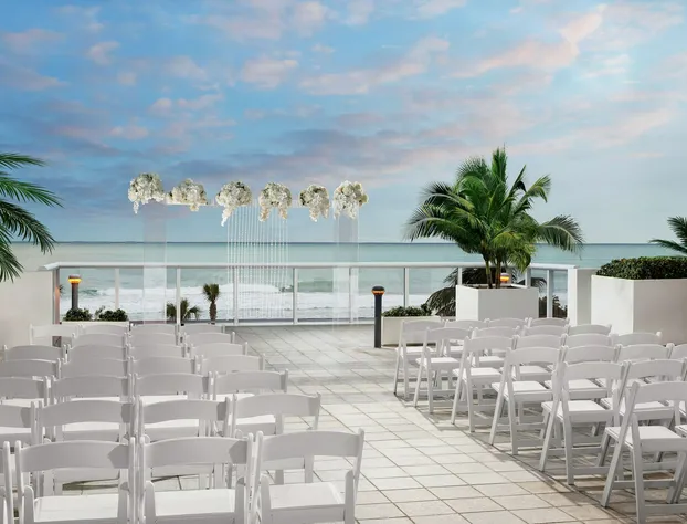 Hilton Cabana Miami Beach Resort hotel detail image 3