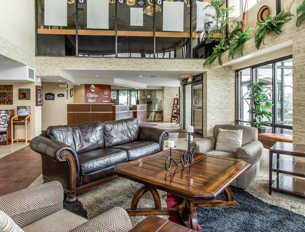 Clarion Hotel Broken Arrow - Tulsa hotel detail image 4