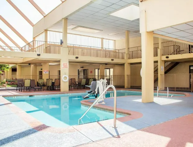 Ramada by Wyndham Tulsa Broken Arrow hotel detail image 3