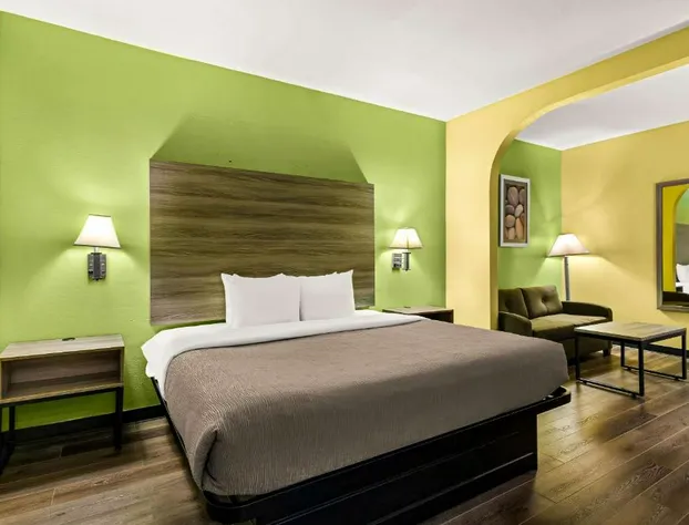 Quality Inn Bay City TX hotel detail image 4