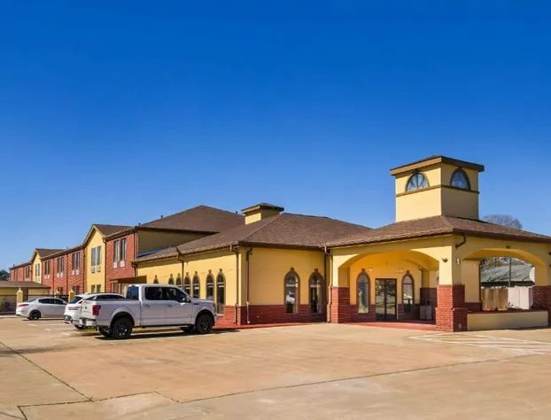 Quality Inn Bay City TX hotel detail image 2