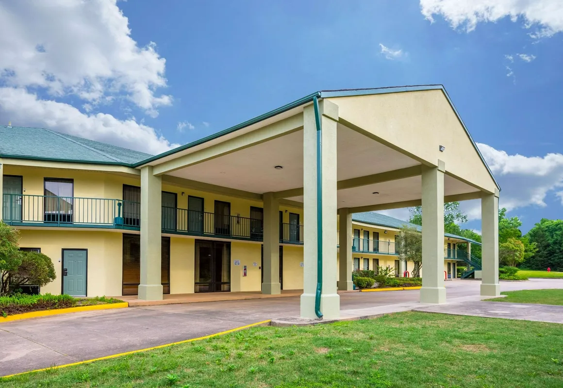 Quality Inn & Conference Center hotel hero