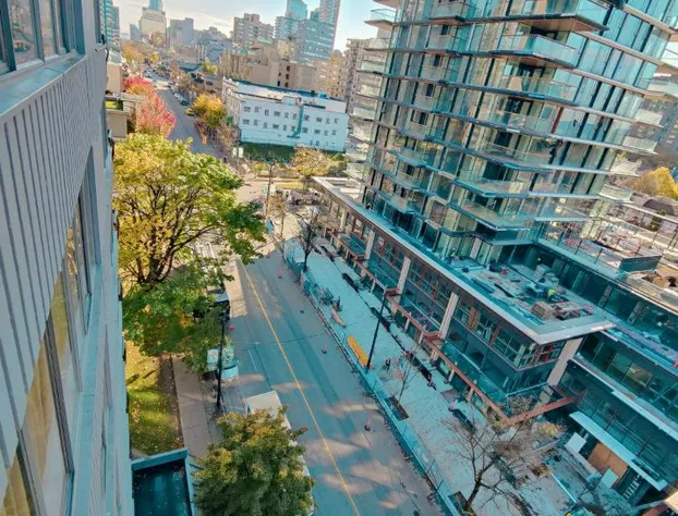 Divya Sutra Suites on Robson Downtown Vancouver hotel detail image 4