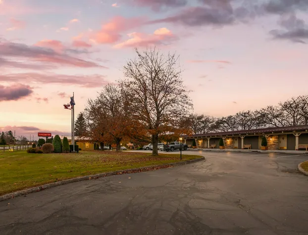 The Inn at Gran View Ogdensburg, an Ascend Collection Hotel hotel detail image 3