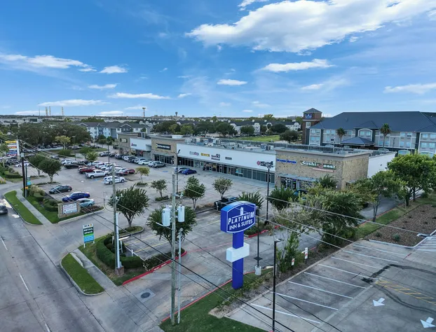 Platinum Inn & Suites Webster hotel detail image 1