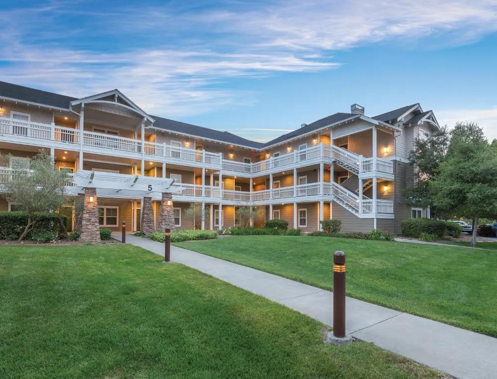 WorldMark Windsor hotel hero