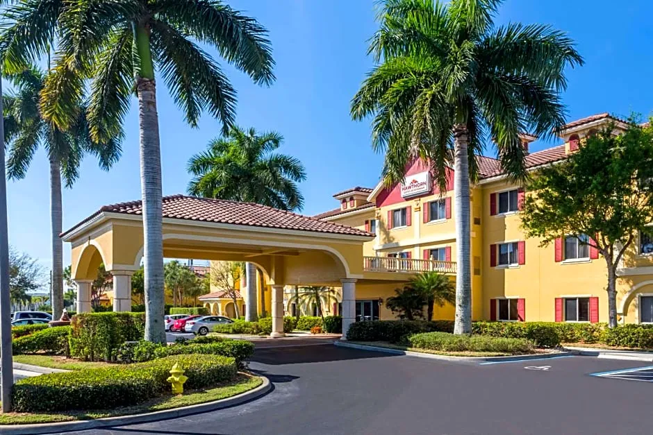 Hawthorn Extended Stay by Wyndham Naples hotel hero
