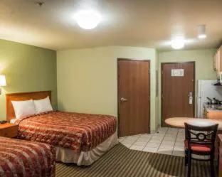 Suburban Studios near Panama City Beach hotel detail image 3