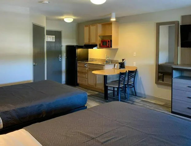 Suburban Studios near Panama City Beach hotel detail image 4