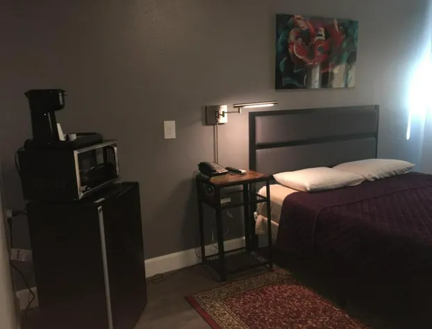 Aircrest Motel hotel detail image 4